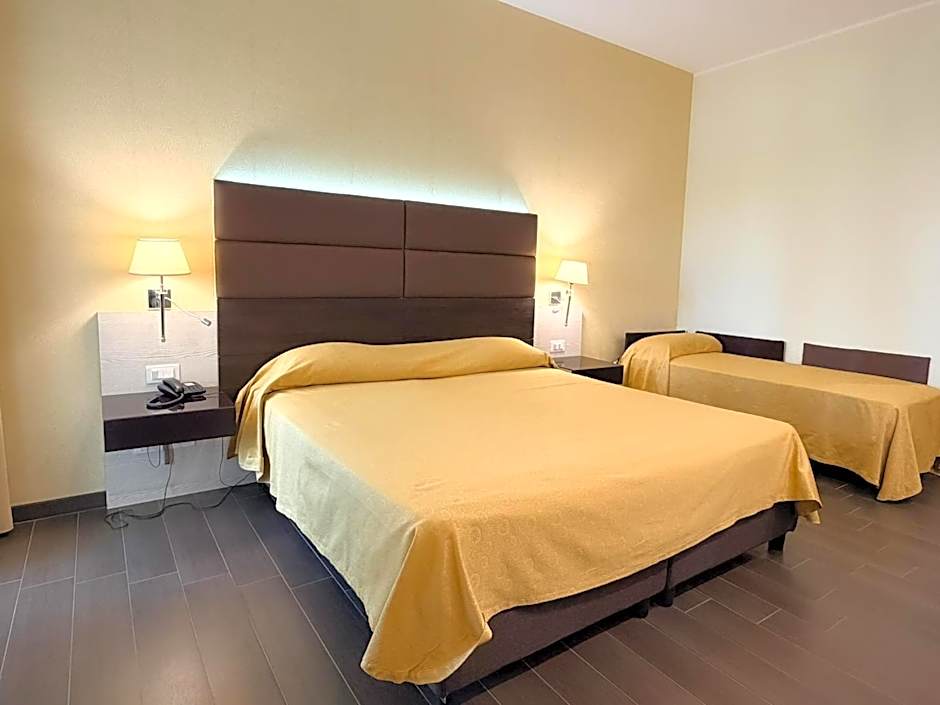 S Hotel