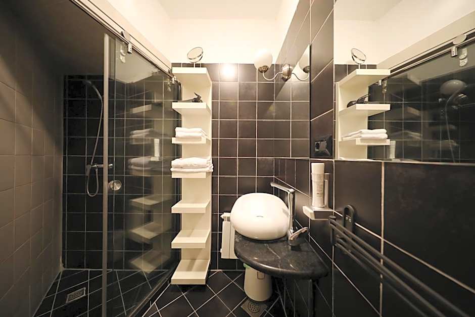 Central Apartments Integrated Hotel