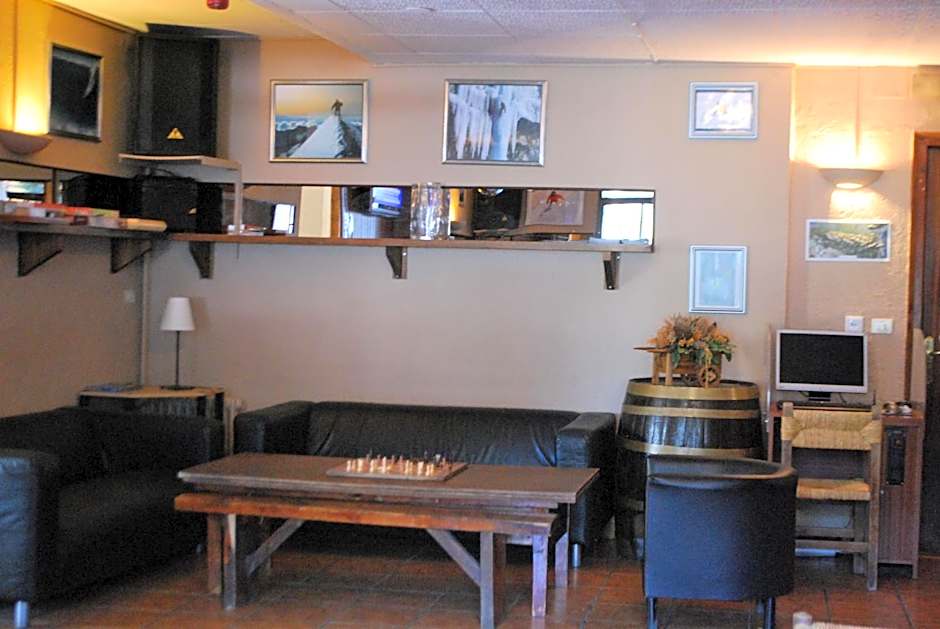 Hotel Roc de St Miquel & Apartment