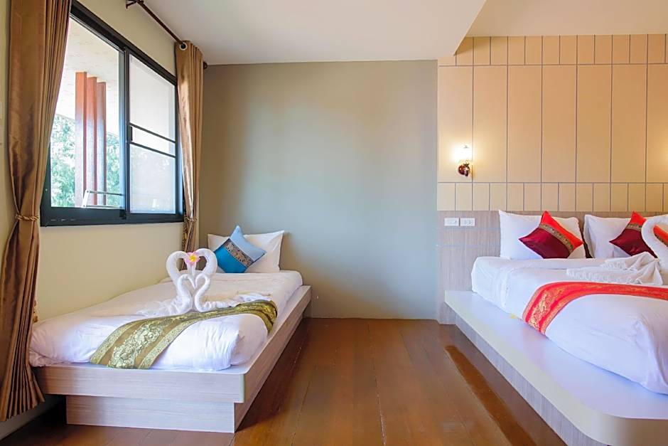 Charming Lipe Beach Resort