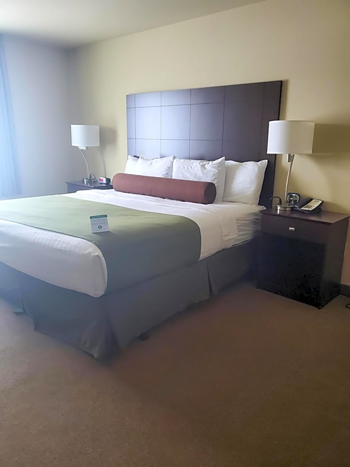 AmeriVu inn and Suites - Crookston