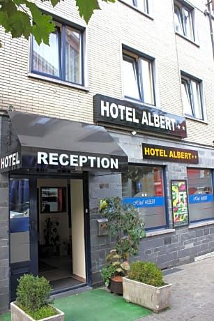 Albert Hotel