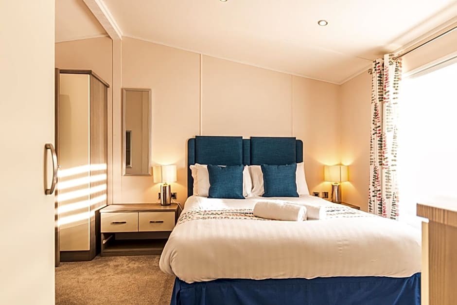 The Crucible lodge with Hot Tub