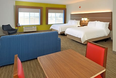 Two Queen Beds