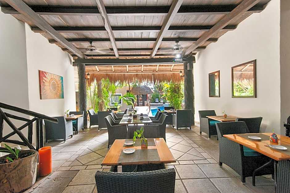 Hotel Riviera Del Sol