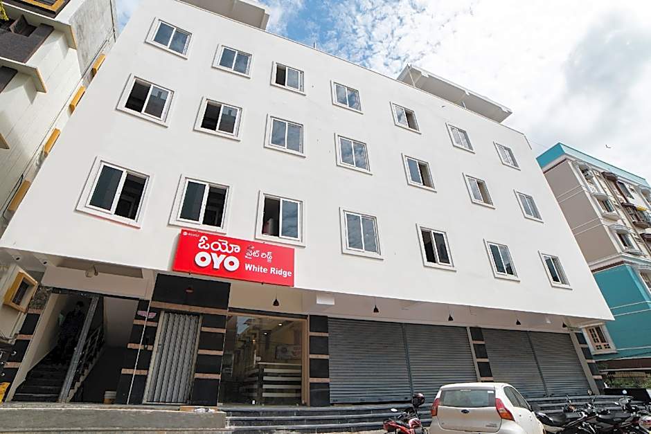 Hotel White Ridge by OYO Rooms – Hyderabad, 