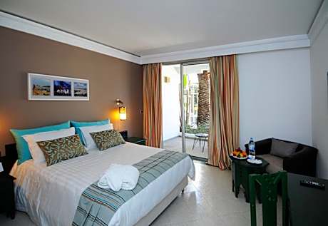 Twin Room with Pool View