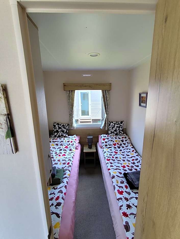 STATIC CARAVAN HOTEL in EDINBURGH