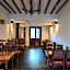 Velawarin Hotel