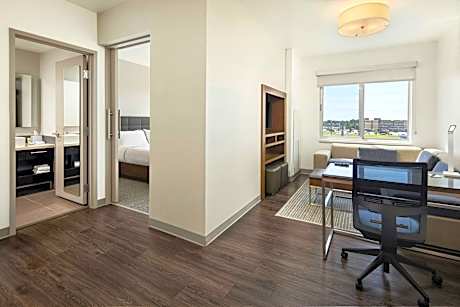 One Bedroom King Suite, 1 Bedroom Suite, 1 King, Sofa bed