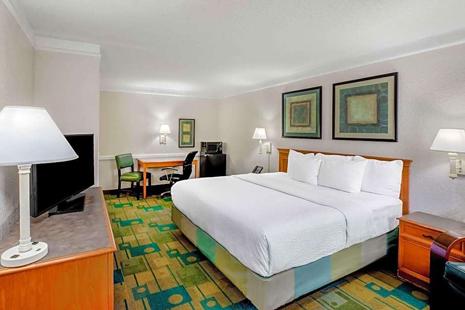 La Quinta Inn & Suites by Wyndham Lufkin