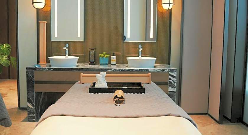 Pullman Huai'an Falcon