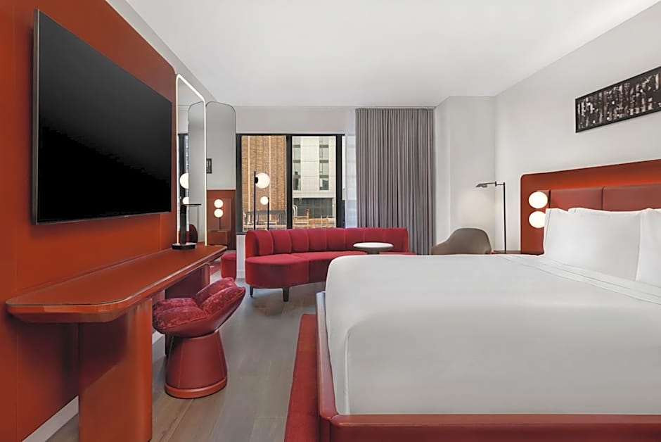 Revery Toronto Downtown, Curio Collection by Hilton