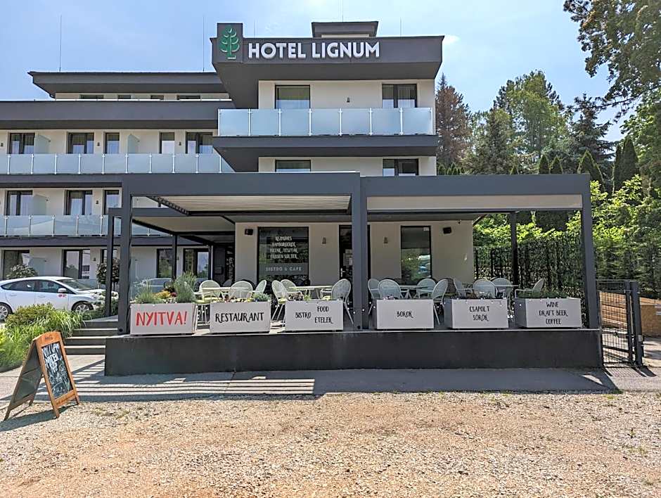 Photo 1 of 45 of Lignum Hotel