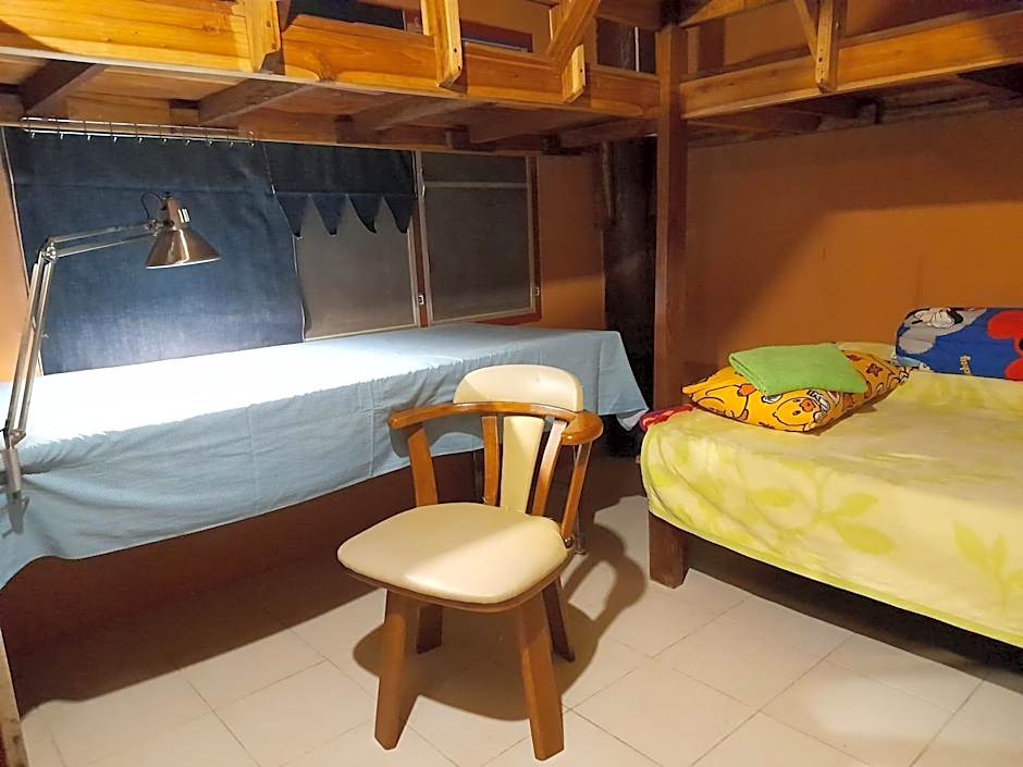 Cactus Hostel !for non smokers!