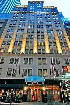 Aura Hotel Times Square