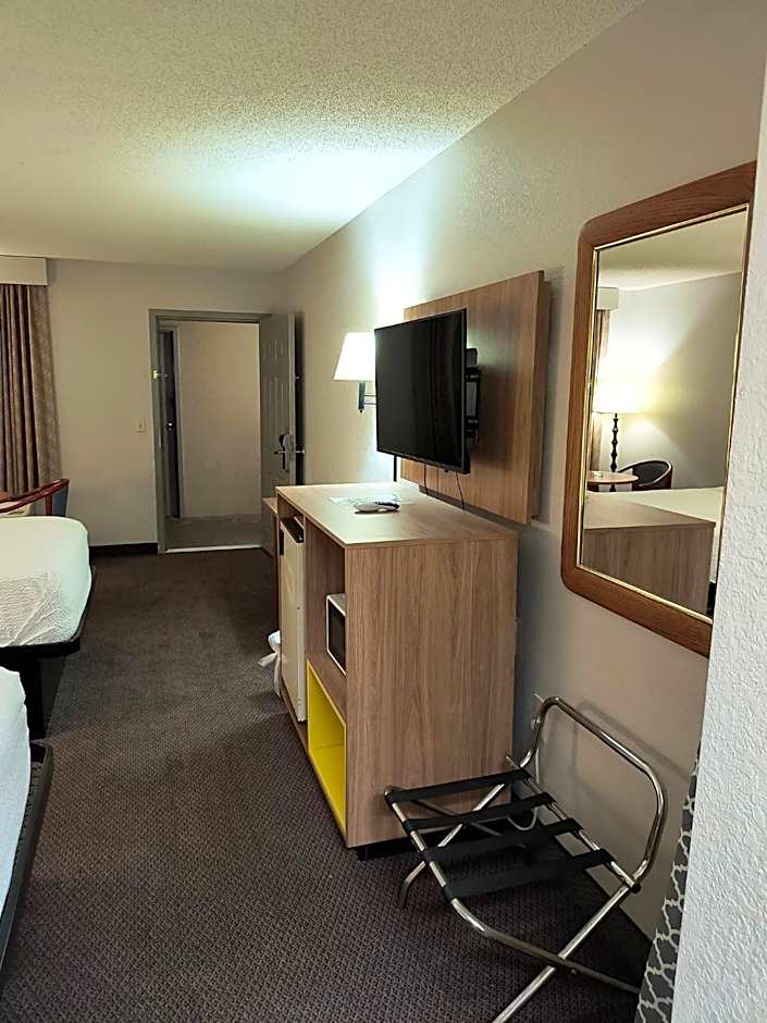 Days Inn by Wyndham Elberton