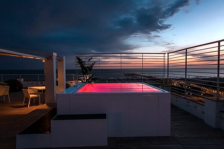 Hotel Esplanade