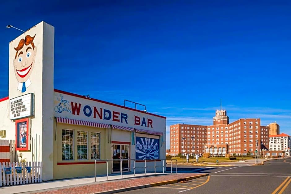 Berkeley Oceanfront Hotel