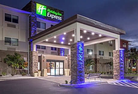 Holiday Inn Express Naples South - I-75 By IHG