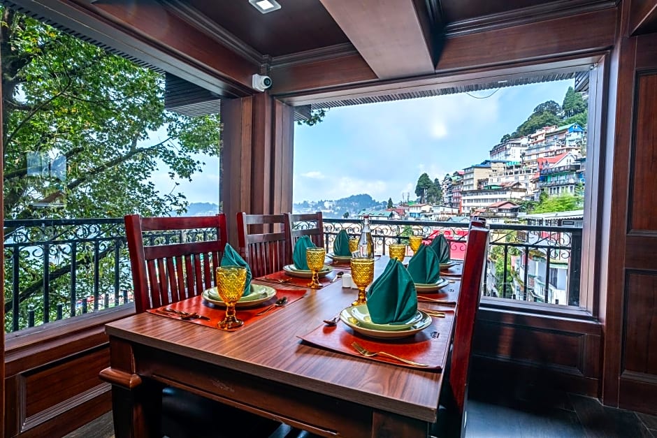 The West Gate Posada by Summit