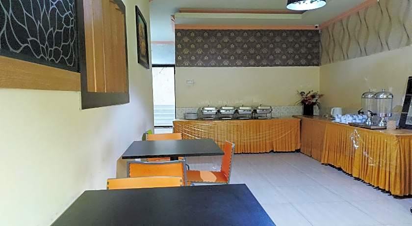 OYO 93953 Kost Tamara Near Kantor Desa Sengka