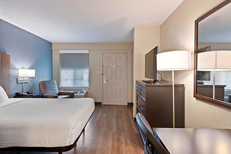 Extended Stay America Suites - Charlotte - Airport