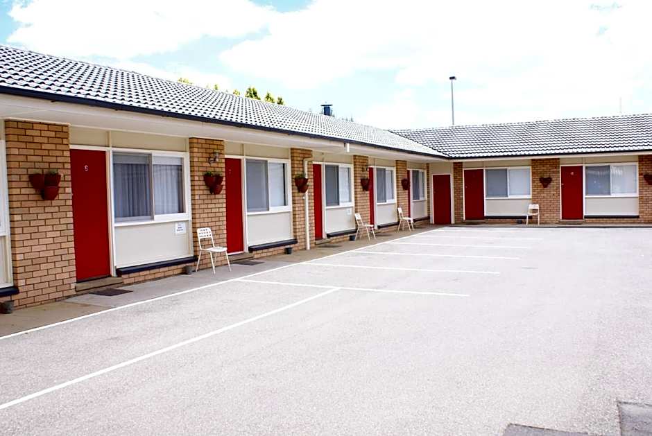 Country Lodge Motor Inn