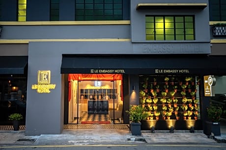 Le Embassy Hotel Georgetown