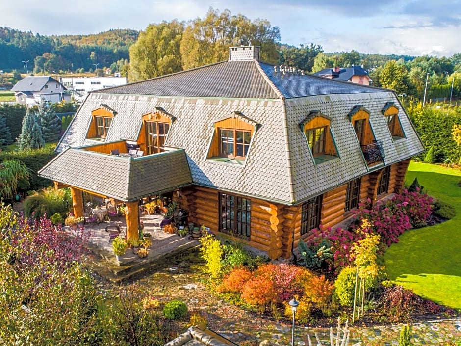 RetroHouse -wypoczynek bez dzieci-sauna-jacuzzi-rowery Zadzwoń !