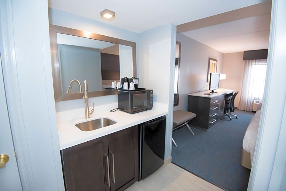 Fairfield Inn & Suites by Marriott Atlanta Airport North