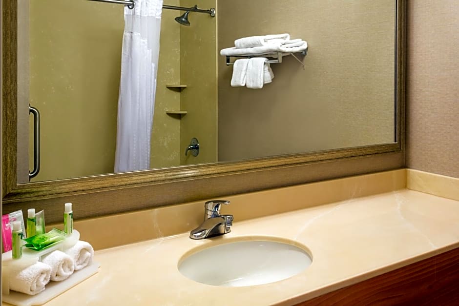 Holiday Inn Express Grants Pass, an IHG Hotel