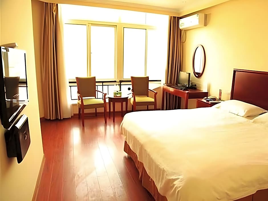 GreenTree Inn Binzhou Huangheshilu Express Hotel