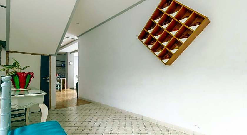 Urbanest Inn House TB Simatupang