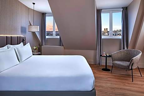 Superior New Style Double Room with View