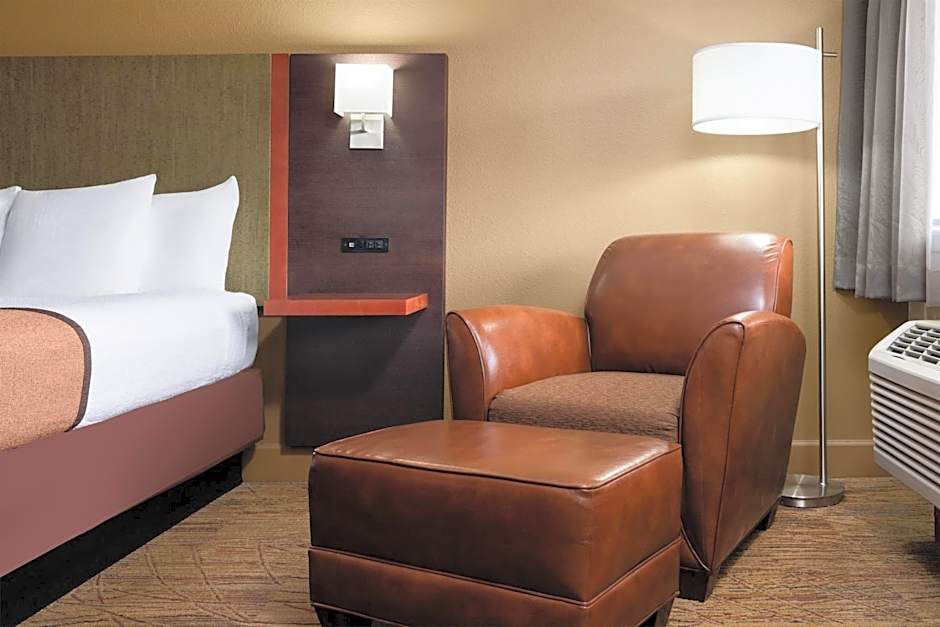 Best Western Discovery Inn