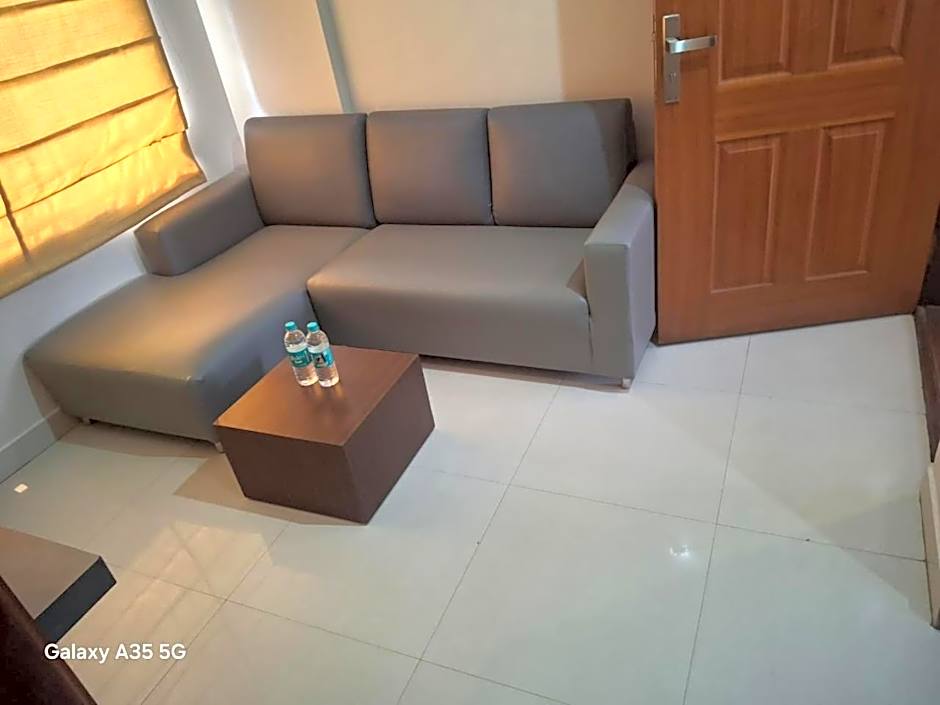 Photo 1 of 25 of 1 Bedroom Apartment