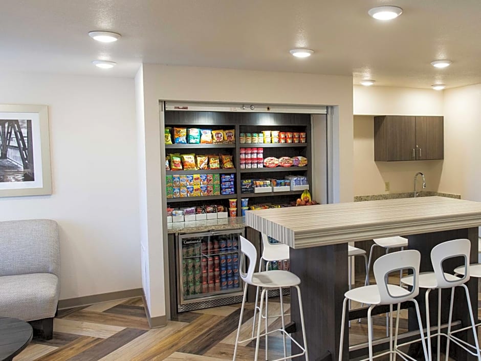 WoodSpring Suites Broken Arrow