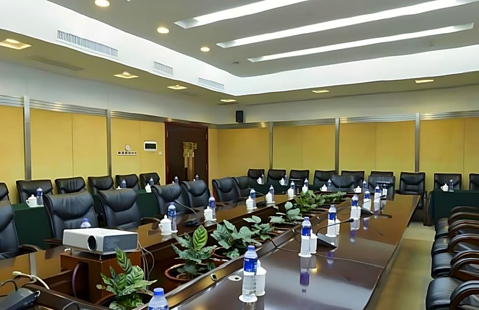 Yanling Hotel