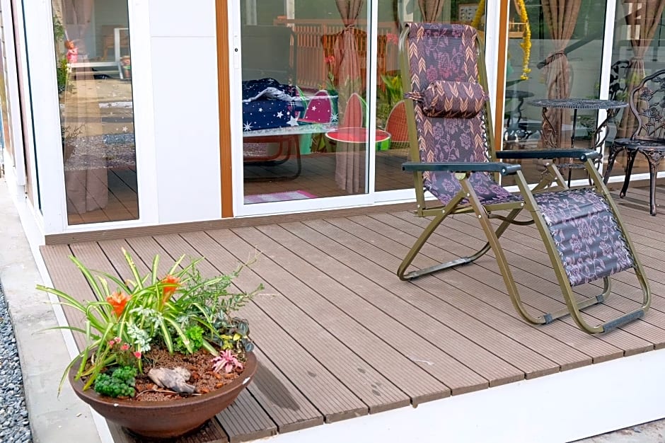 Baan Cha-lier Sook Bangsaray