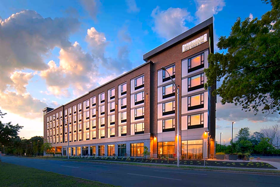 Staybridge Suites Boston Logan Airport - Revere By IHG