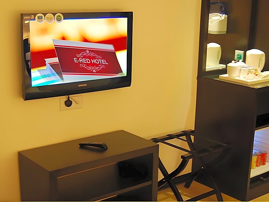 E-Red Hotel Bandar Perda