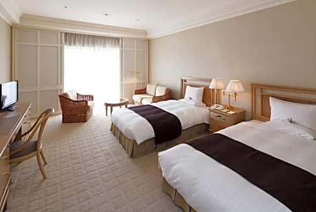 Superior Twin Room - Non-Smoking