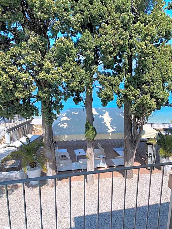 Hotel Baia dei Pini