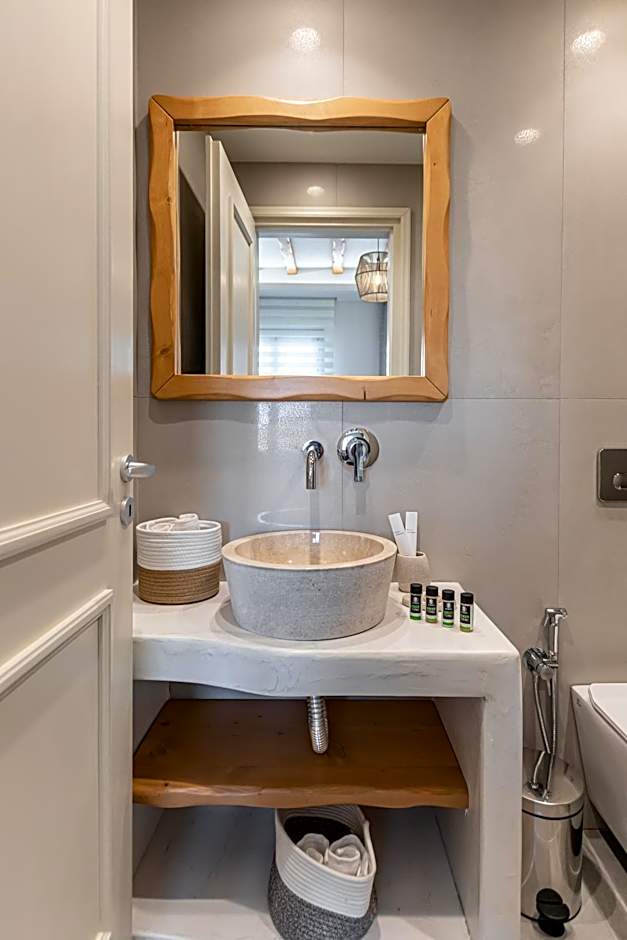 Porto Dema Luxury Suites