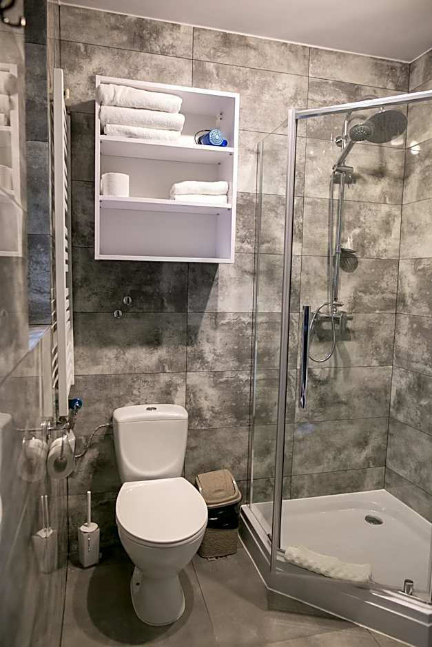 Eko Hotel Na Wierzynka & Park Pinokia