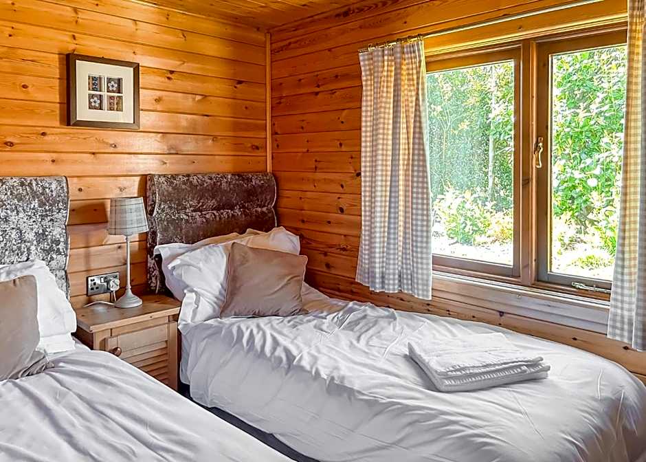 Belan Bach Lodges