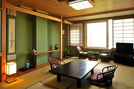 Japanese-Style Room