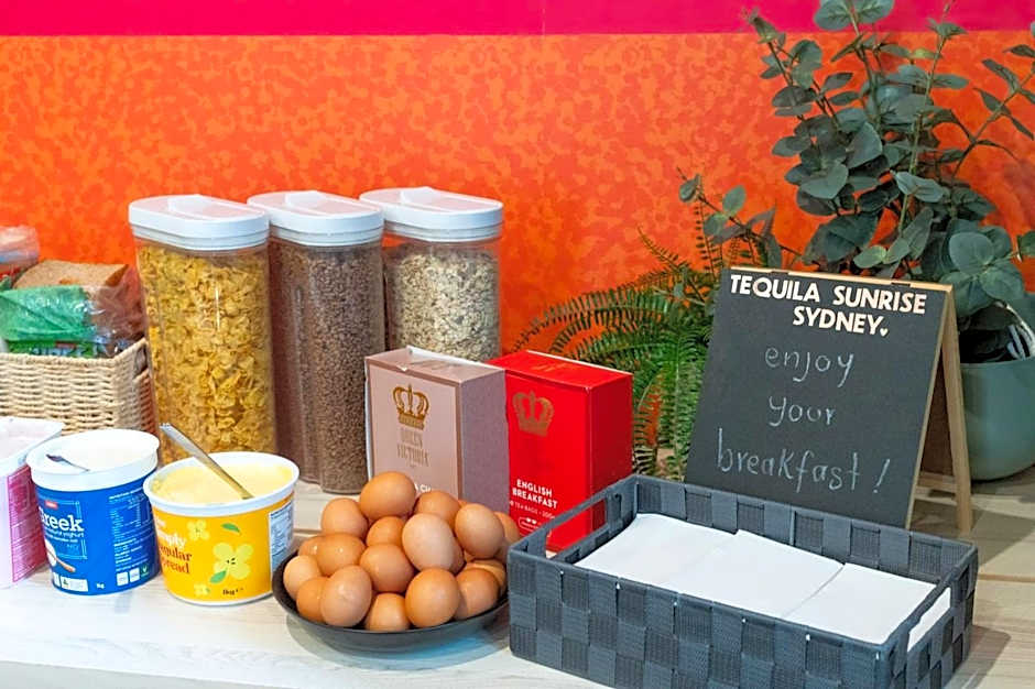 Tequila Sunrise Hostel Sydney