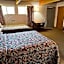 Love Hotels Western Holiday by OYO at Harlan Lake NE